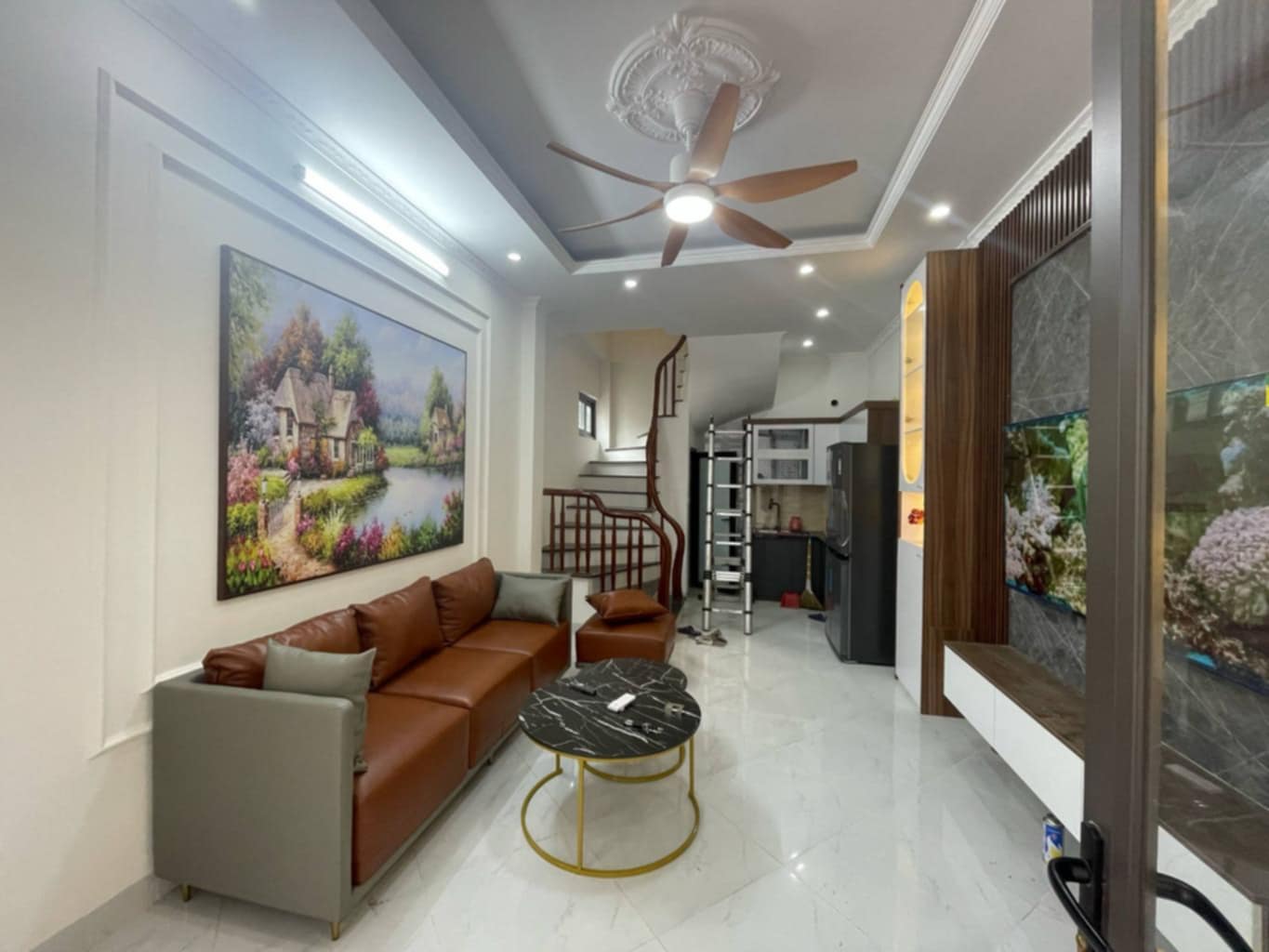 Nhà Trương Định Hoàng Mai lô góc 30m ô tô tránh, 37m2 5 tầng tuyệt đẹp - Ảnh chính
